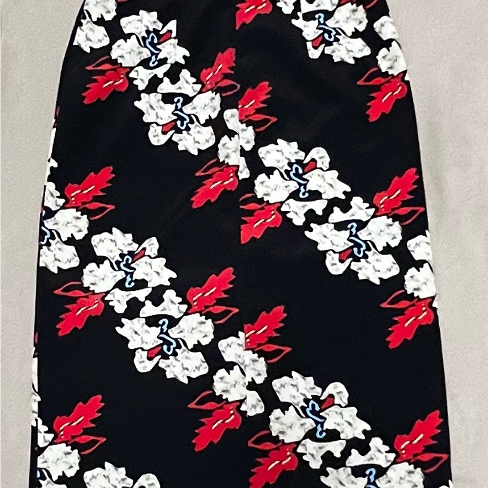 *Price Drop* Top shop black, red and white pattern pencil skirt. US size 6